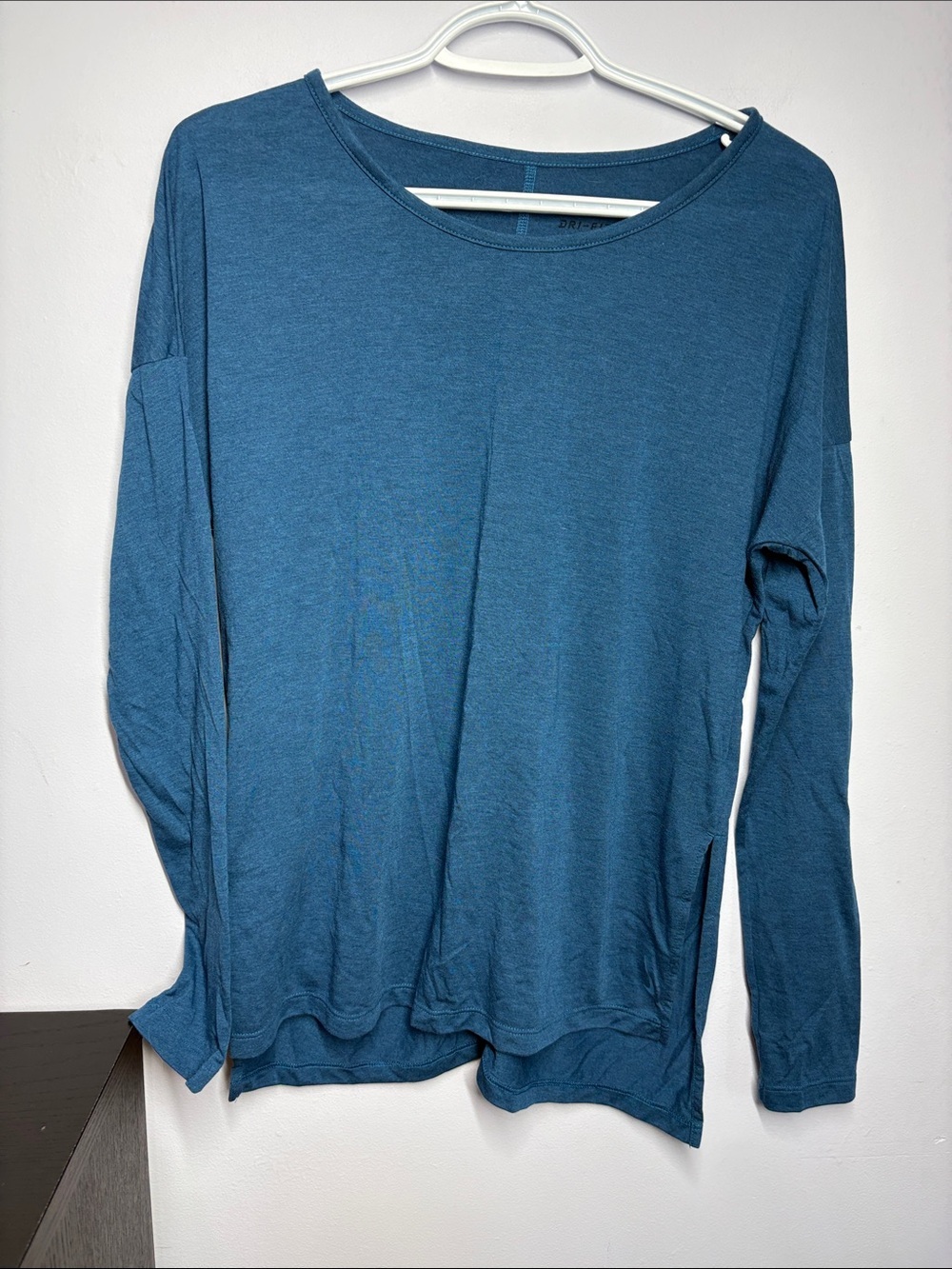 Nike Casual Scoop Neck Long Sleeve Tee - Blue